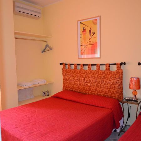 A Casa Di Carla Bed & Breakfast แตร์นี ภายนอก รูปภาพ