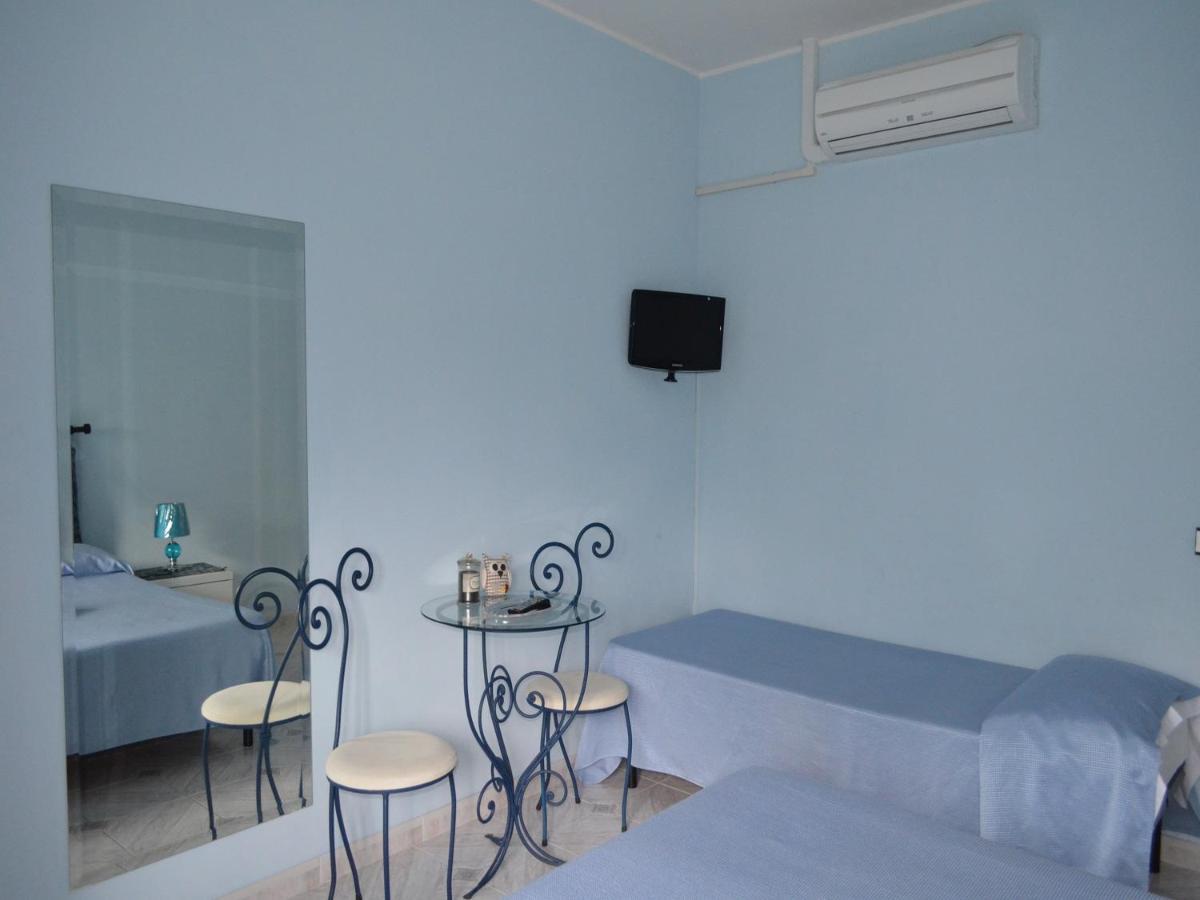 A Casa Di Carla Bed & Breakfast แตร์นี ภายนอก รูปภาพ